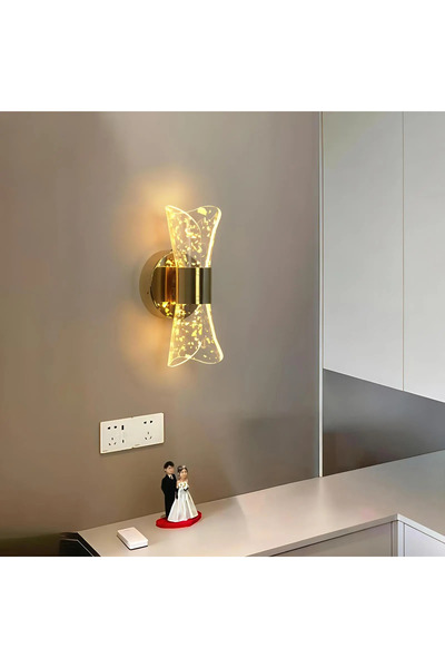 luminastar Aplica de Perete LED Modernă Aurie – Design Clepsidră, 8W, Lumină Rece/Caldă/Neutră