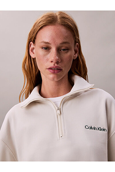 Calvin Klein Kadın Marka Logolu Pamuk Karışımlı Yarım Fermuarlı Şık Görünümlü Bej Sweatshirt LVGWF5W