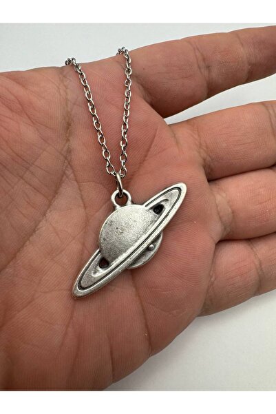 Yuchicly قلادة كوكب زحل للنساء والرجال - عتيقة وغامضة