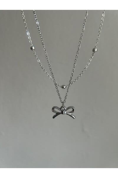 Fiamoss قلادة بتفاصيل فيونكة