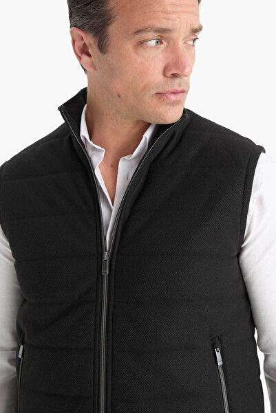 DeFacto Black Men's Vest D7536Ax/Bk27