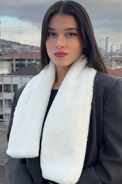 Mollycrush Plush Soft Soft Scarf | Winter Faux Fur White Women's Neckerchief