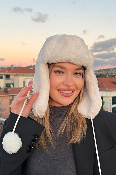 Mollycrush Women's Faux Fur Plush Hairy Elite Pompom Hat Beanie