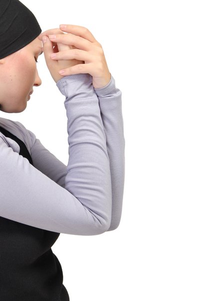 TRModam بليرو بأكمام طويلة - غير قابل للانزلاق، مضاد للتعرق، بليرو محتشم، مناسب للاستخدام في جميع الفصول - رمادي