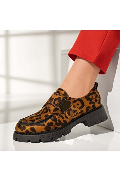 Modlet.ro Γυναικεία μαύρα σουέτ παπούτσια με τύπωμα MOD12958