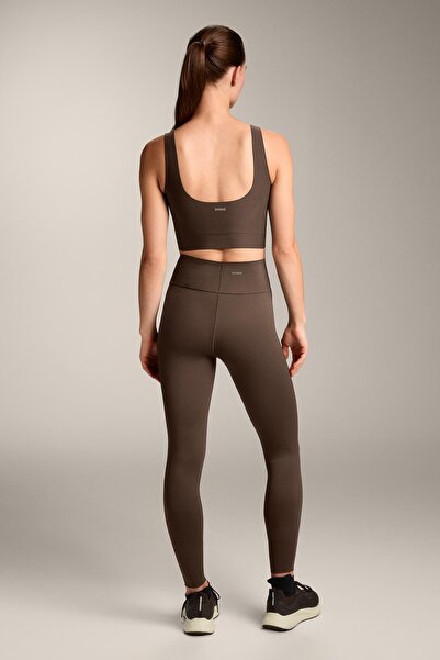 Oysho Perfect-adapt medium support sports bra with cups