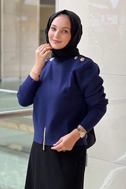 Ghisa Knitwear Tunic with Button Detail on the Shoulders