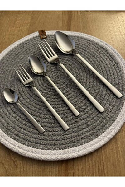 Viyalente 30 Piece Classic Cutlery Set – for 6 People