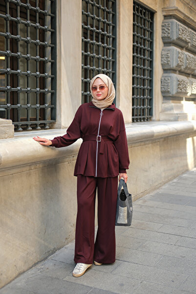 LOCCO Women's Pleated Detailed Buckle Suit Burgundy