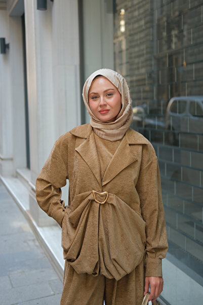 LOCCO Set de damă Musleya din piele intoarsa cu detaliu pliat in fata, culoare nurca