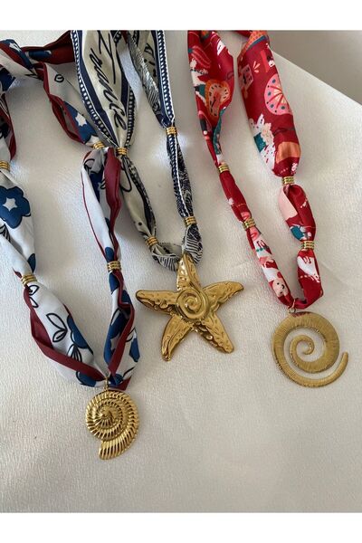 stainless steell قلادة فولاذية بتصميم شخصية مع تفاصيل على شكل وشاح