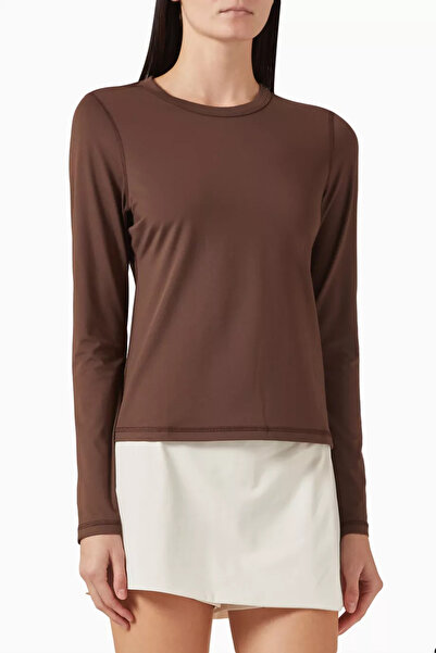 Vuori Luxury Round Neck Top. Flexible & Breathable, Everyday Comfort
