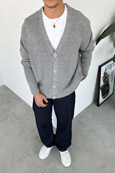 HAFKAGİYİM Gray Buttoned V-Neck Relaxed Knit Cardigan