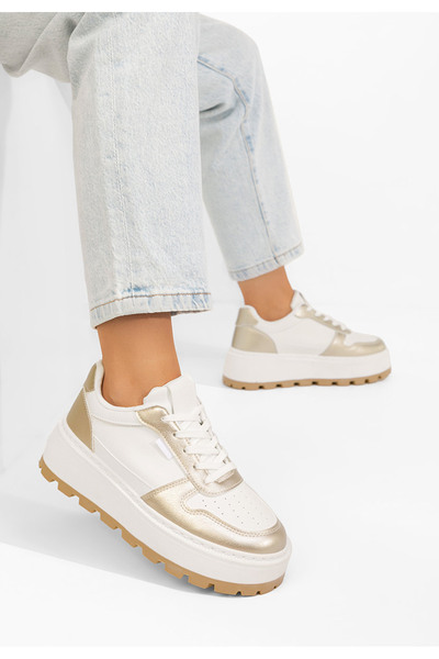 B T Shoes Bílé dámské tenisky na platformě Arielia