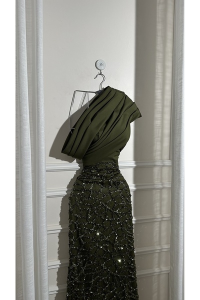 EVENTTANA Olive green sequined evening dress by Eventana