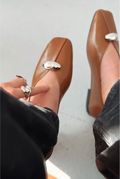 I Love Shoes Tormel Women's Ballet Flats Tan Matte Leather