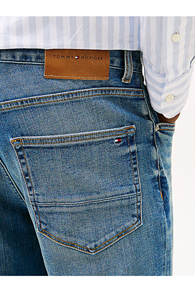 Tommy Hilfiger Men's Straight Denim Jeans