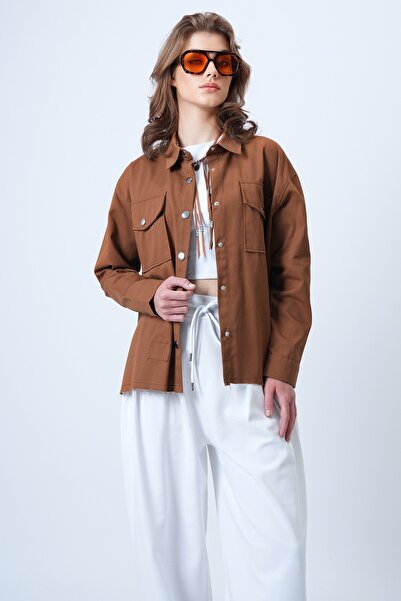 VAGGON Women's Brown Double Pocket Snap Closure Oversize Shirt Gabardine Jacket Vs01197