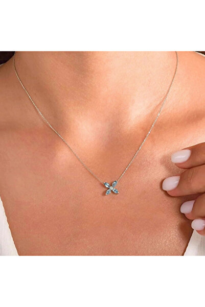 Pırlandia 0,60 Karat Pırlanta Blue Topaz Çiçek Kolye