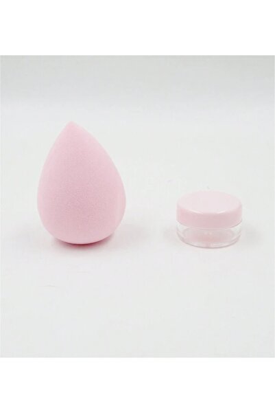 Generic Set of empty plastic spray bottles and mini cosmetics, perfect for travel or everyday use.