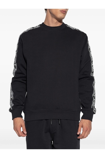 Versace Erkek Regular Fit Yuvarlak Yakalı Omzunda Logo Şerit Çizgili Uzun Kollu Siyah Sweatshirt 79GAIC02CF0