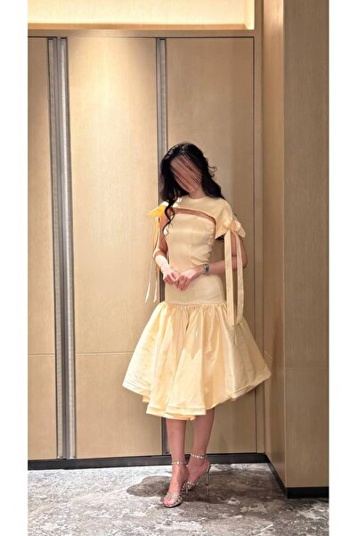 Generic Short yellow dress