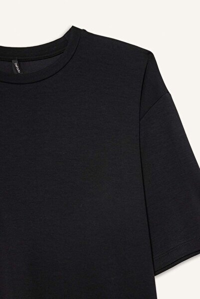 DeFacto Relax Fit Crew Neck Basic Plain Short Sleeve T-Shirt G2642Ax25Au