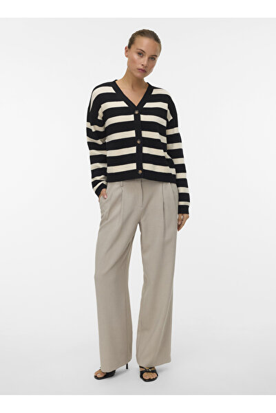 Vero Moda V Yaka Normal Siyah Kazak Kadın VMSABA FULL NEEDLE LS V-NECK CARDI