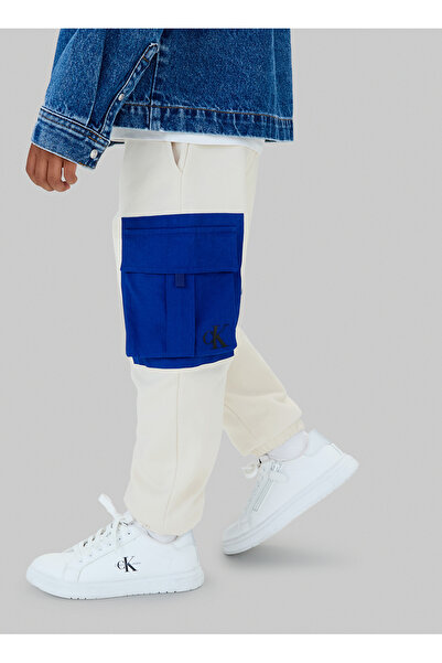 Calvin Klein Lastikli Paça Ekru Erkek Çocuk Eşofman Altı IB0IB02572PGB