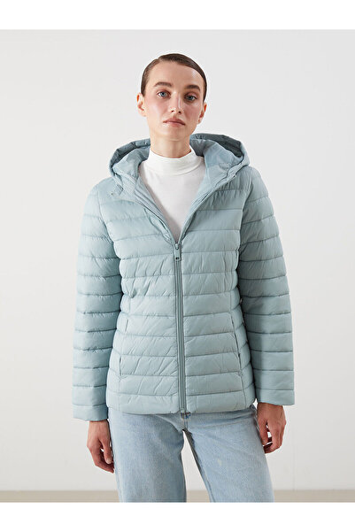 LC Waikiki Hilfa Yeni Sezon Kadın Kapüşonlu Düz Şişme Mont