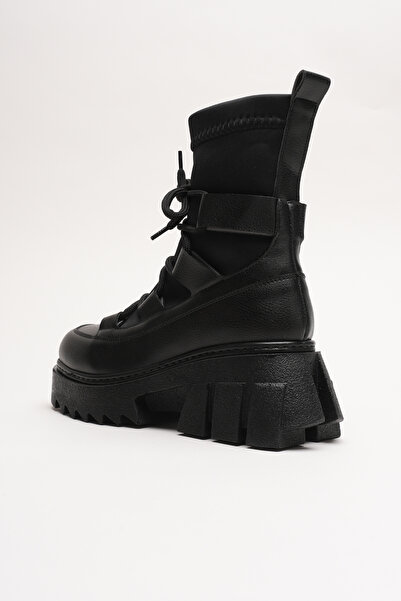 Lizzu Dámské šněrovací designové boty s flexibilní podrážkou Karel Black