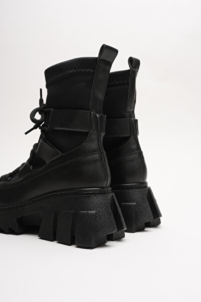 Lizzu Dámské šněrovací designové boty s flexibilní podrážkou Karel Black