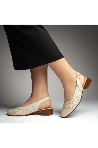 BMoD Pantofi bej pentru femei cu toc și bareta din piele MOD13427