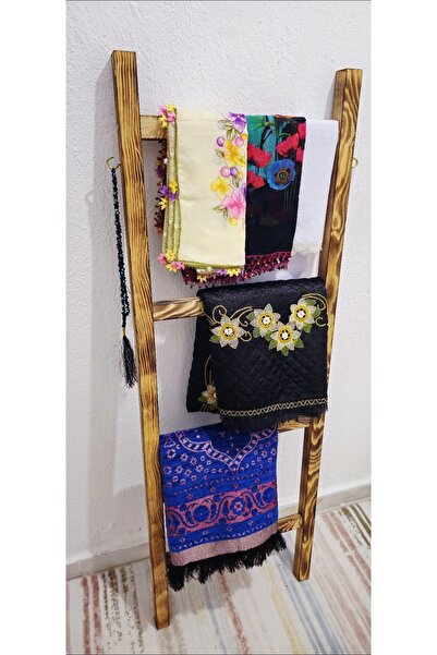 Squall Ahşap Dekoratif Merdiven & Seccade Tesbih Askılığı