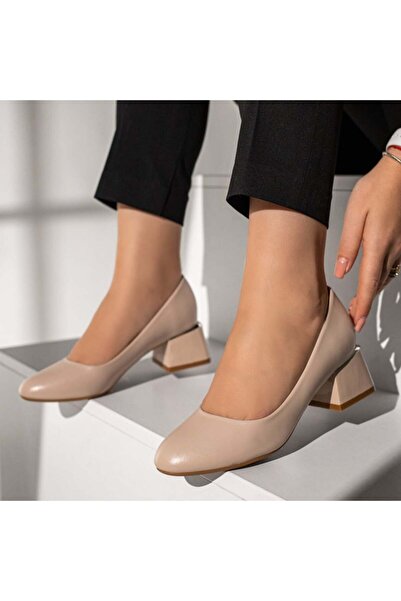 Modlet.ro Pantofi bej cu toc gros pentru femei MOD12112