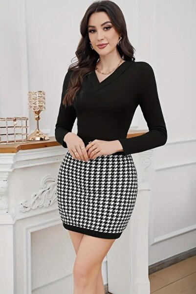 Mossta V Yaka Kazayağı Desenli Şardonlu Dalgıç Elbise - Siyah