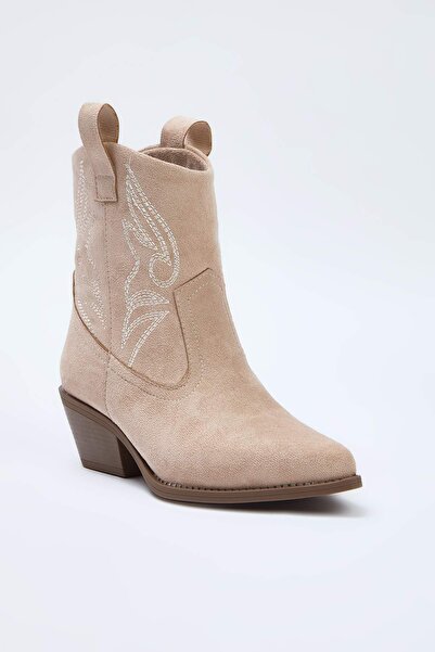 TRENDYOL SHOES Mink hímzett blokk sarkú női cowboy csizma TAKAW26BO00066