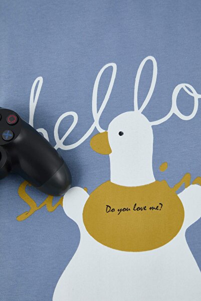 Trendyol Collection Μπλε μακρυμάνικο βαμβακερό καρό σετ πιτζάμες με στάμπα πάπιας TMNAW26PT00044