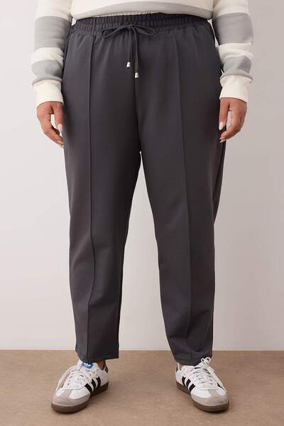 Trendyol Curve Anthracite ψηλόμεσο πλεκτό παντελόνι φούτερ μεγάλου μεγέθους TBBAW26AJ00009