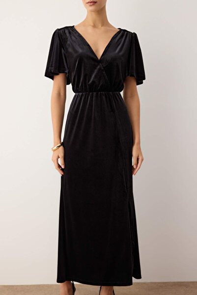 Trendyol Collection Black Velvet Double Breasted V-Neck Handkerchief Sleeve Plain Midi Knitted Dress Twoaw26El00049