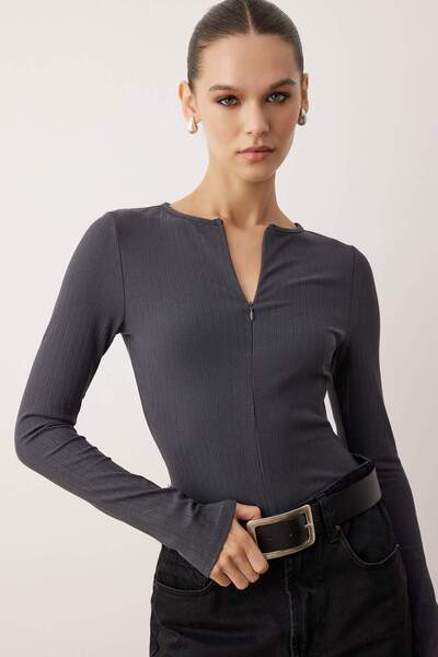 Trendyol Collection Anthracite Zippered Fitted/Fitted Body with Snap Fasteners Stretch Knitted Body Twoaw26Bd00012