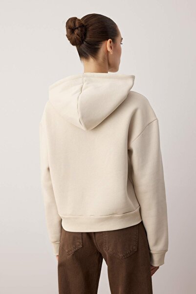 Trendyol Collection Stone Regular/Normal Fit Cord Detailed Thick Fleece Lined Knitted Sweatshirt Twoaw26Sw00148