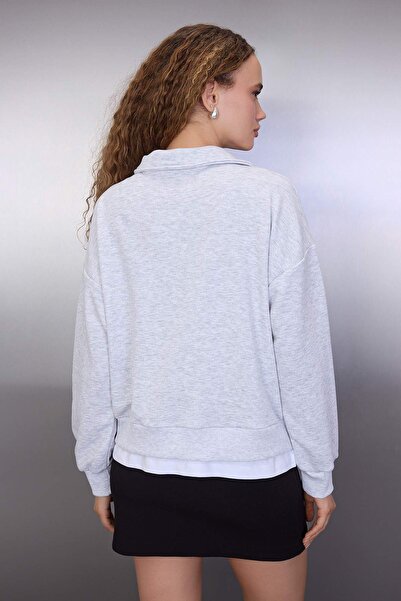 Trendyol Collection Gray Melange Polo Neck Double Layer Knitted Sweatshirt Twoaw26Sw00127