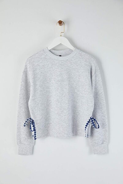 Trendyol Collection Kar Melanj Ribbon Detailed Crew Neck Thick Fleece Lined Crop Knitted Sweatshirt Twoaw26Sw00075