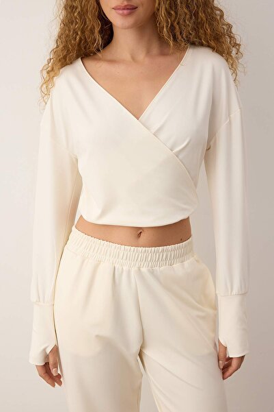 Trendyol Collection Ecru Diver/Scuba Regular Sweatshirt Thmaw26Sw00004