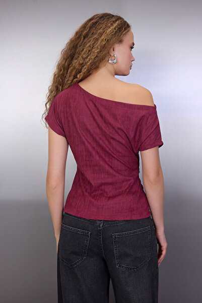 Trendyol Collection Burgundy Asymmetric Neckline Regular/Normal Fit Knitted Suede Blouse Twoaw26Bz00270