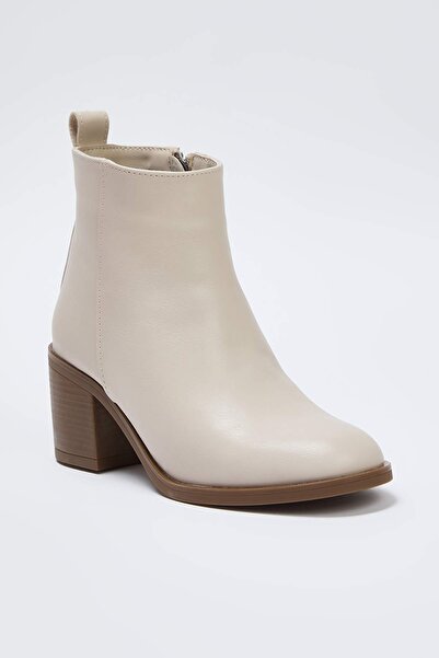 TRENDYOL SHOES Γυναικείες μπότες με τακούνι από πέτρα TAKAW26BO00079