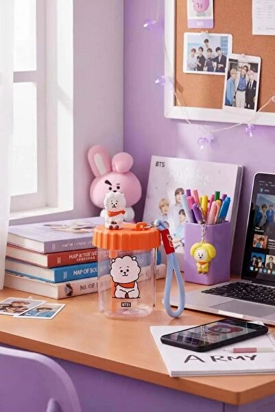 Miniso BT21 Lisanslı Süslemeli ve Askılı Plastik Şişe (520mL) - RJ