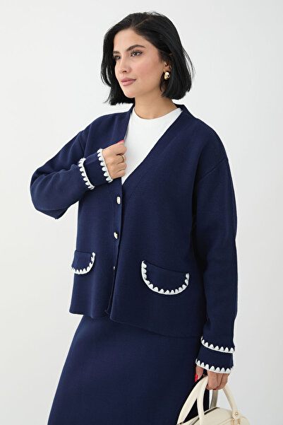 InStyle Трикотажний костюм темно-синього кольору з детальною спідницею