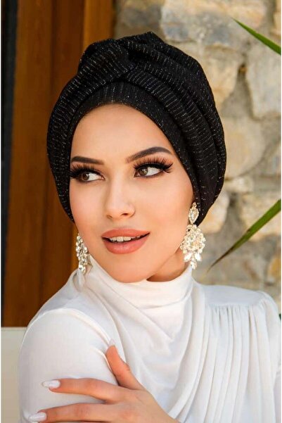 Aişe tesettür Μαύρο καπέλο με λεπτομέρεια με σχισμένο κορδόνι